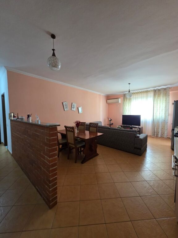 Shitet Apartament 2+1+2 📍Casa Italia