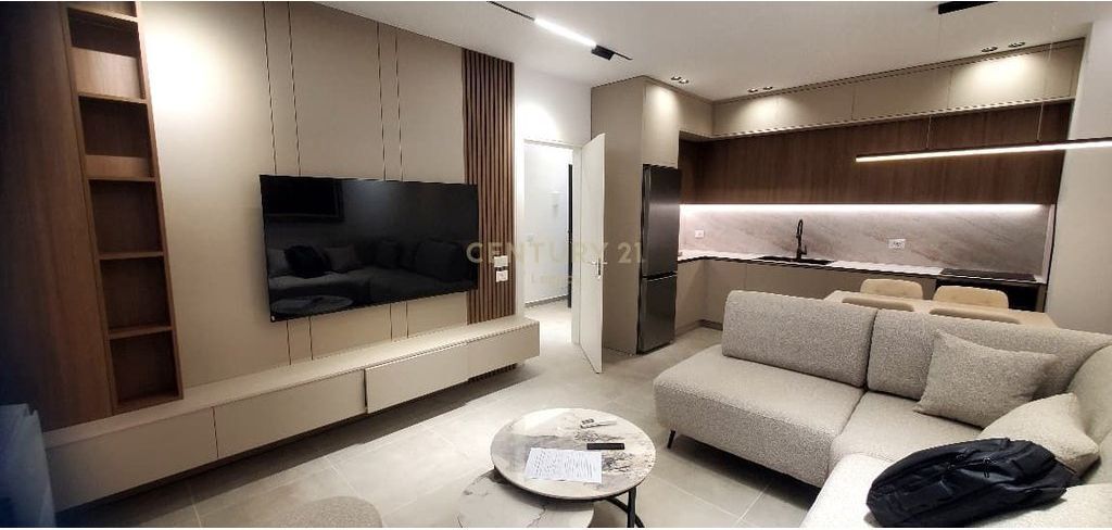 Appartamento con 1 camera da letto e 1 bagno in affitto presso Oazis Residence