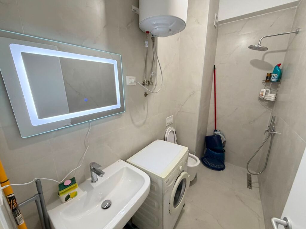 Appartamento in affitto 1+1+parcheggio Ali dem Kadiu