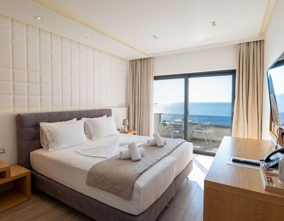 Hotel in vendita a Saranda – Opportunità unica di investimento vicino al mare