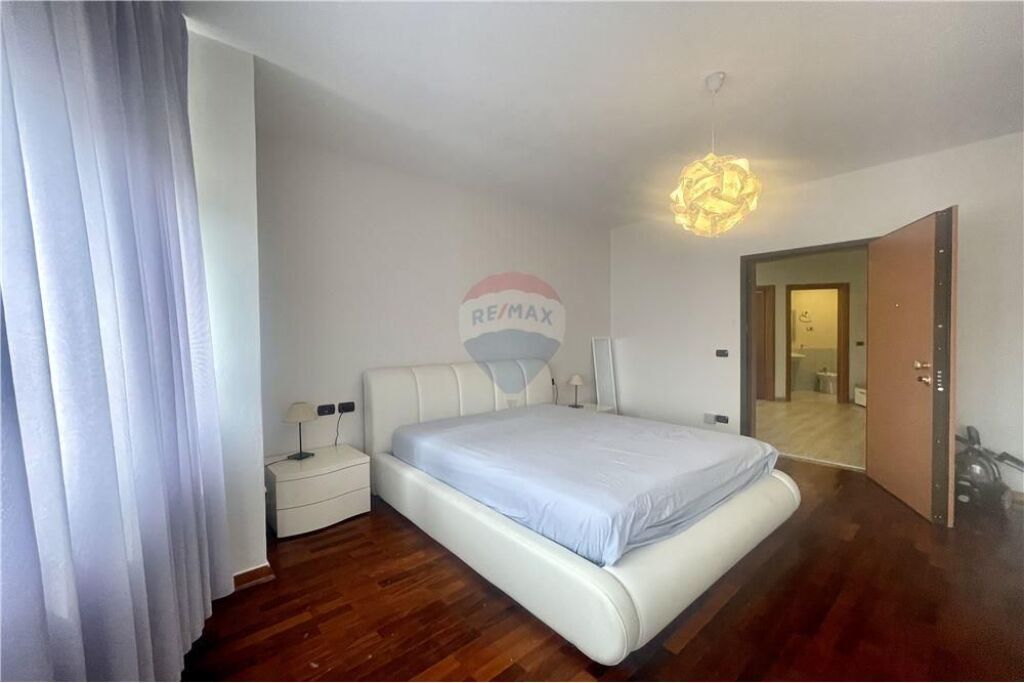 APARTAMENT 3+1+3 TUALETE ME QIRA PRANE NOBIS!