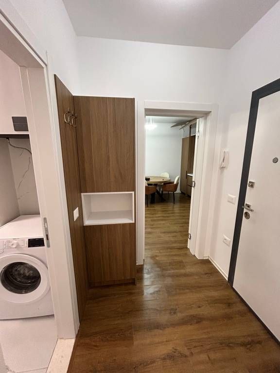 Affitto, Appartamento 1+1, Complesso Ndregjoni, Nuovo Viale, Tirana.