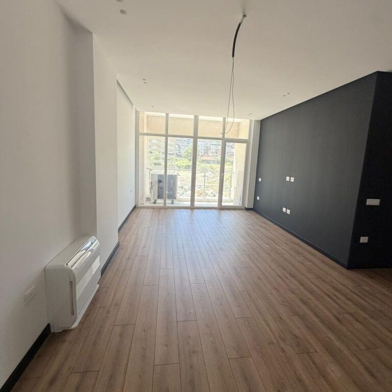 🏢✨ Office/Business Space for Rent – Kika 2, Paris Commune ✨🏢