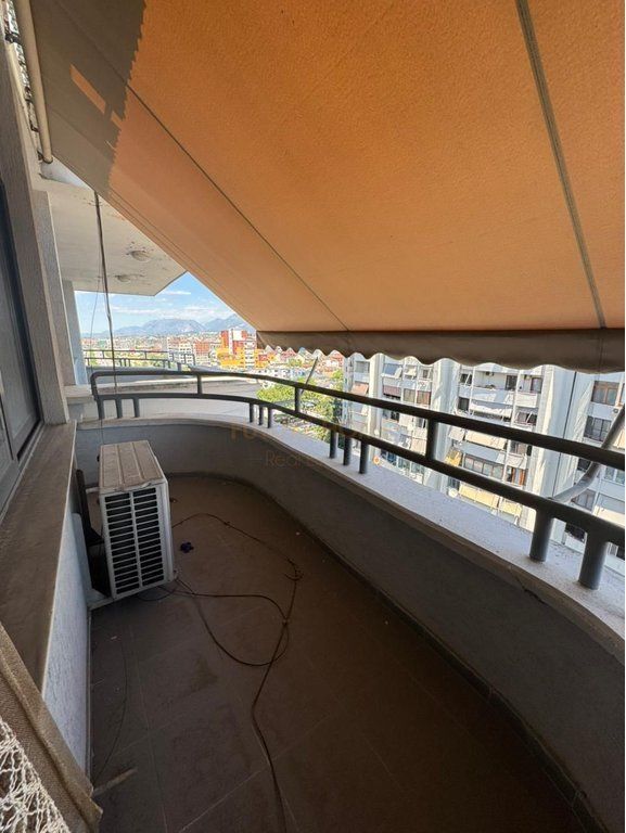 Qera, Apartament 2+1, Bulevardi Zogu I, Tirane.