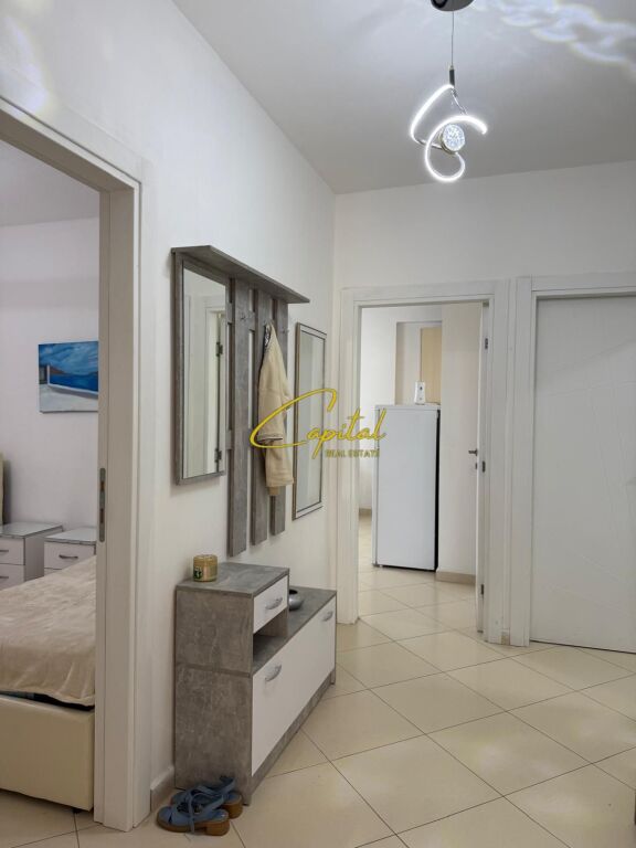 APARTAMENT ME QIRA 2+1 21 DHJETORI 65.000 LEKE