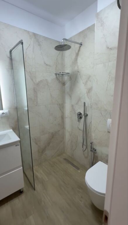 Affitto | Apartament 1 + 1 | Rruga 5 Maji | 450 €/mese