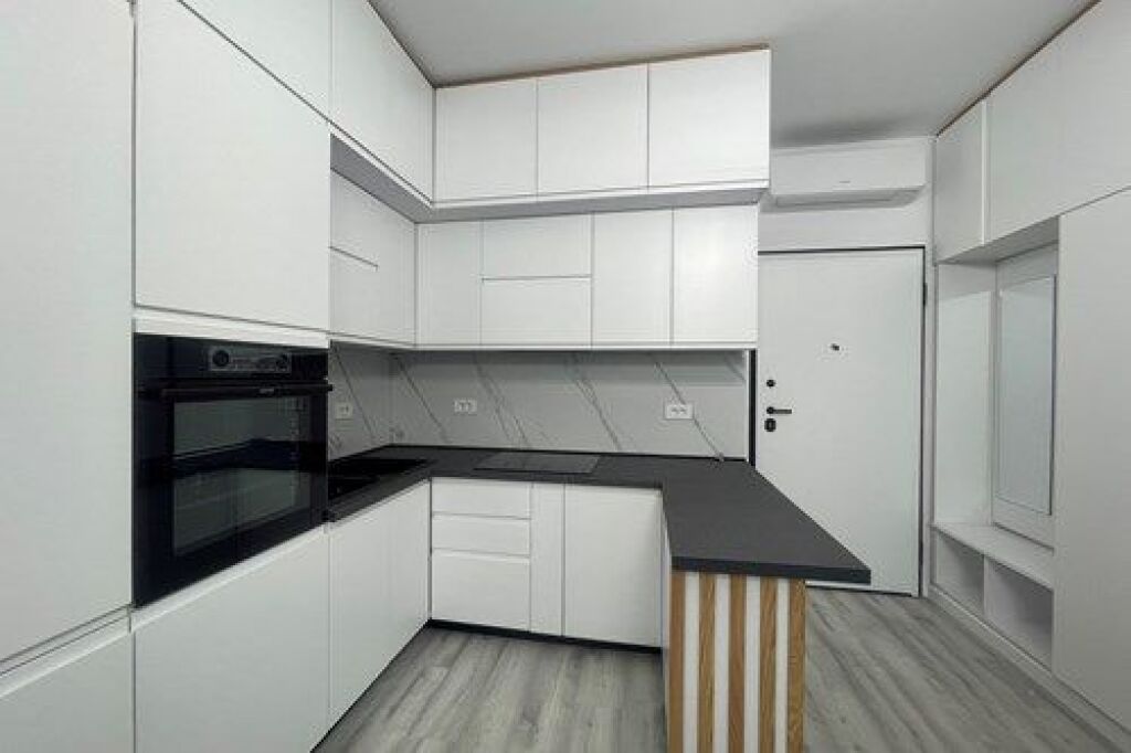 Apartment 2+1 +parking space for rent in Don Bosko!