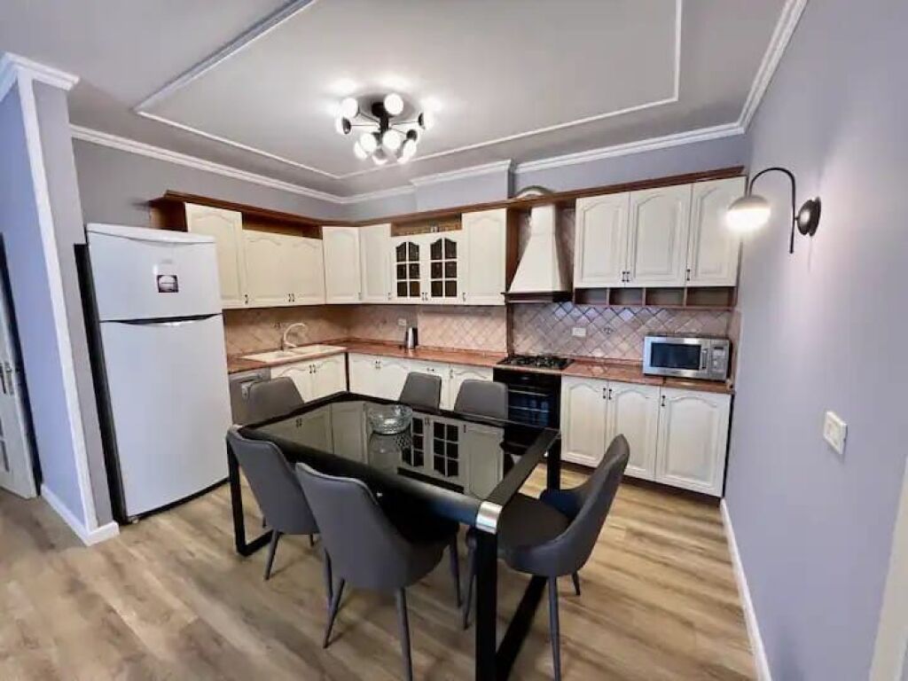 For rent 2+1+2 near Air Albania, Faik Konica Street