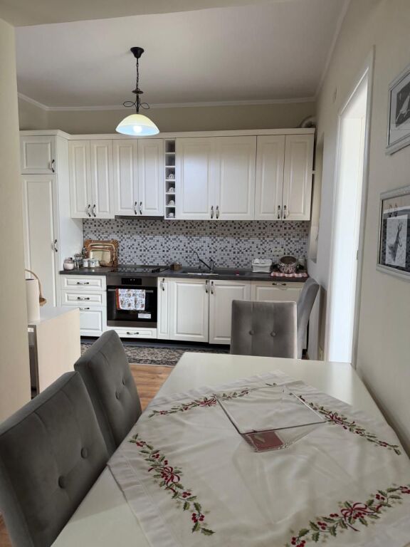 Vasil Shanto_Shitet apartament 2+1