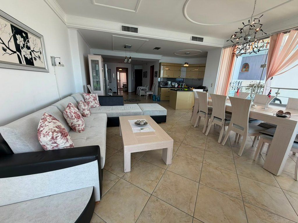 Opportunity! Apartment 3+1+3 for sale with open sea view in Saranda.