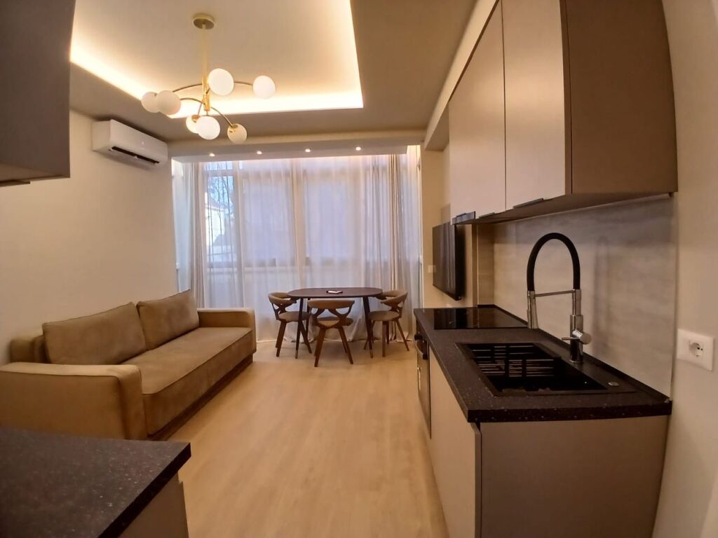 Appartamento 1+1+1 con Balcone in Affitto
