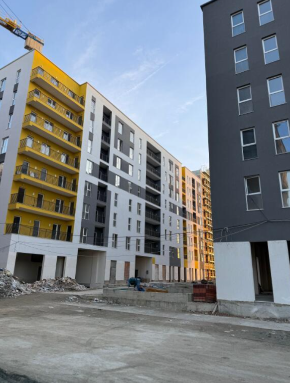 Apartment for sale 2+1 in Tirana Entry 2