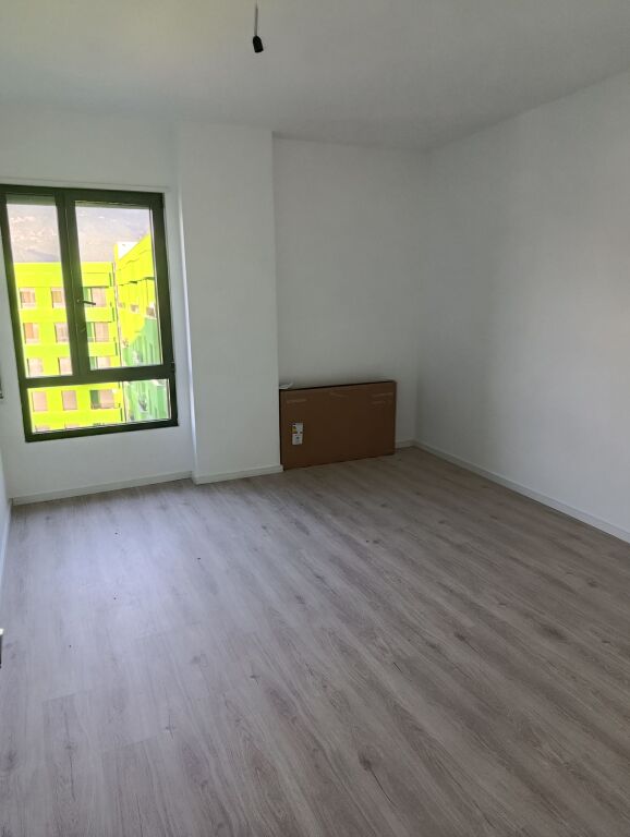 Qera | Apartament 1 + 1 | Rruga 5 Maji | 450 €/muaj