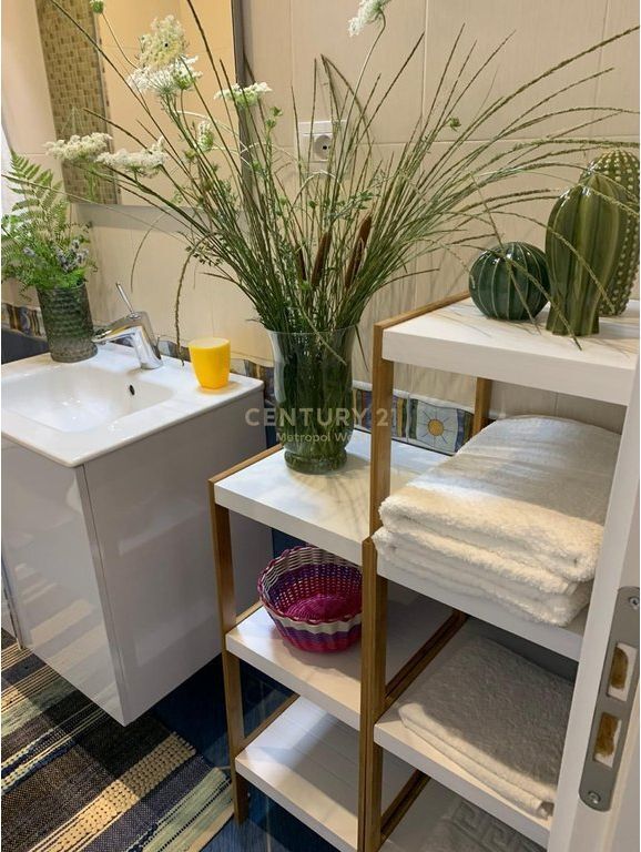 2+1 Apartment for Rent on Elbasanit Street