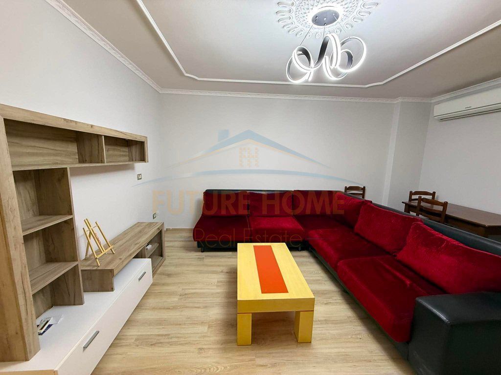 Shitet, Apartament 1+1, Don Bosko. UNA70447