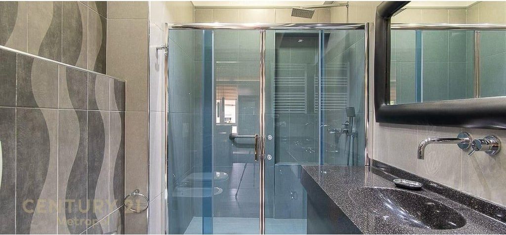 Luxury apartment 2+1+2 with 2 balconies for rent – Myslym Shyri, Tirana Metropol142964