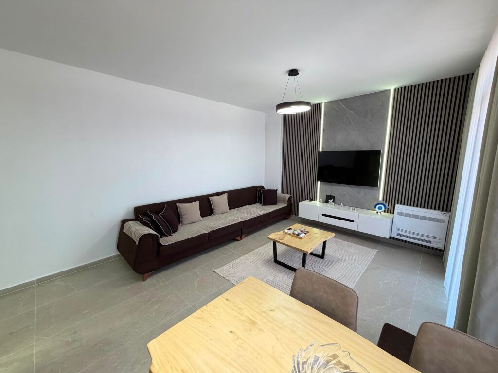 Apartament me qera 1+1 Stacioni i trenit
