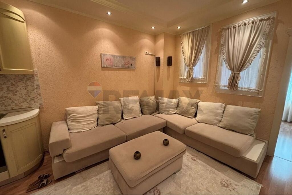 Apartment 1+1 for rent Barrikadave Street
