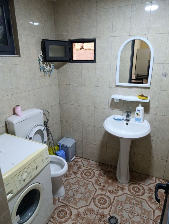 Qera | Garsoniere | QSUT | 250 €/muaj