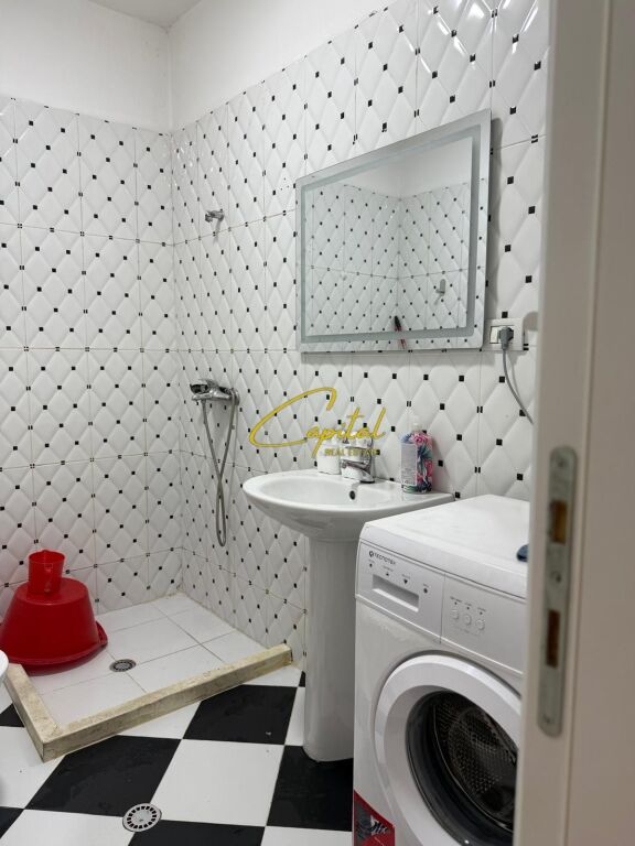 APARTAMENT ME QIRA 2+1 21 DHJETORI 65.000 LEKE