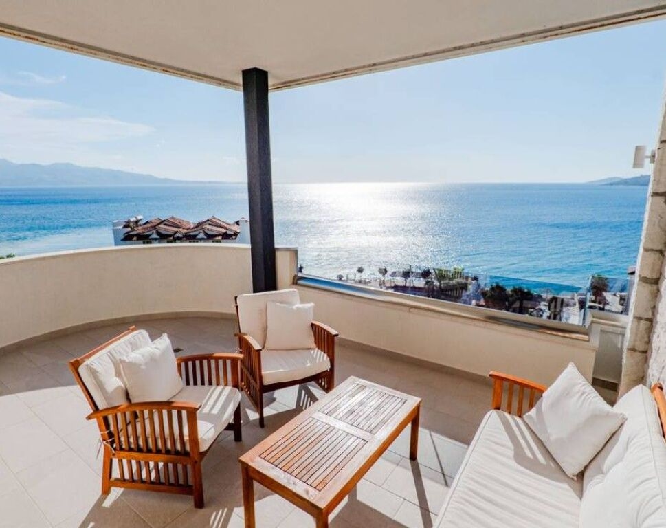 Hotel in vendita a Saranda – Opportunità unica di investimento vicino al mare