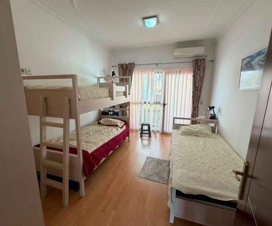 OKAZION! SARANDE, APARTAMENT ME PAMJE TE HAPUR NGA DETI 3+1+3 PER SHITJE