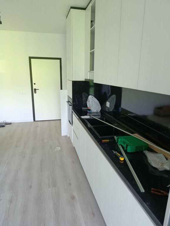 Qera | Apartament 1 + 1 | Rruga 5 Maji | 450 €/muaj