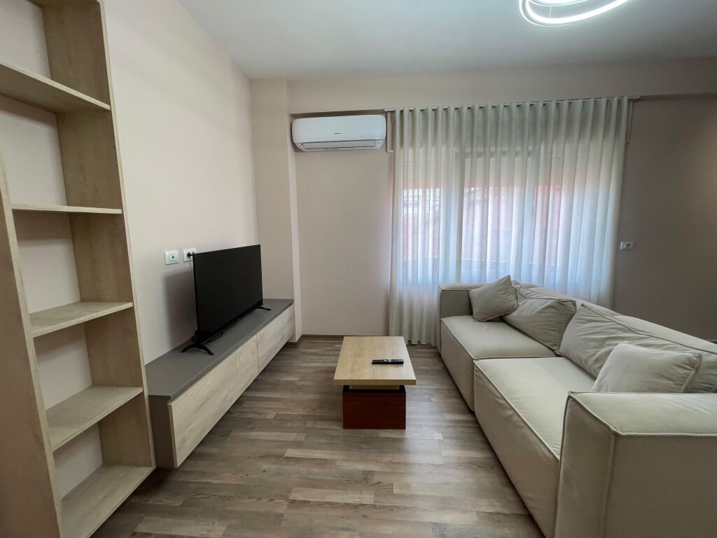 Apartament 1+1 per qera ne Fresk !