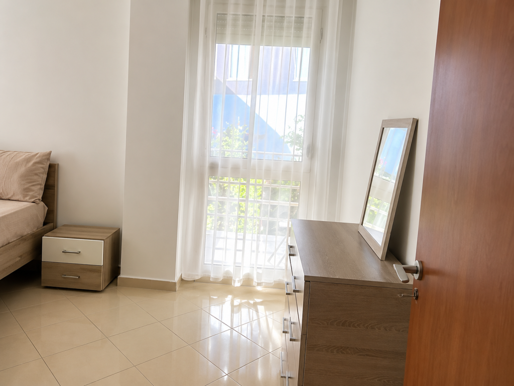 APARTAMENT 2+1+BALLKON ME QIRA TEK LIQENI I THATE