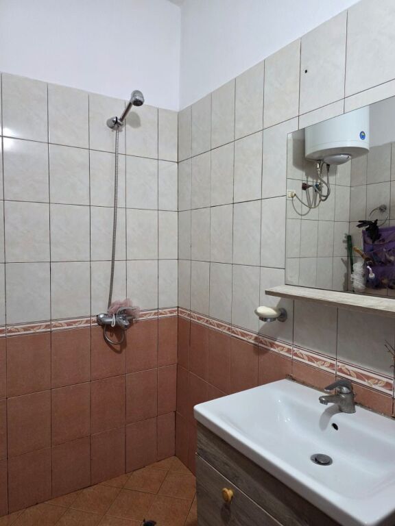 Shitet Apartament 2+1+2 📍Casa Italia