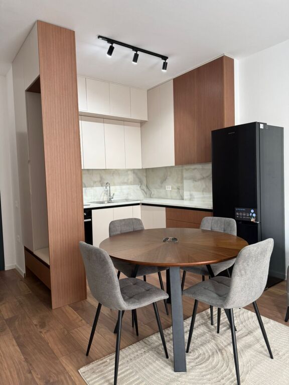 🏡 1+1 apartment for rent in Paskuqan  ✨ Newly furnished 🛗 New building (2026) with elevator 🚗 Parking space included 📍 Paskuqan  💰 50,000 lek/month (500 thousand old lek), negotiable.  📩 For more information, contact us via DM.