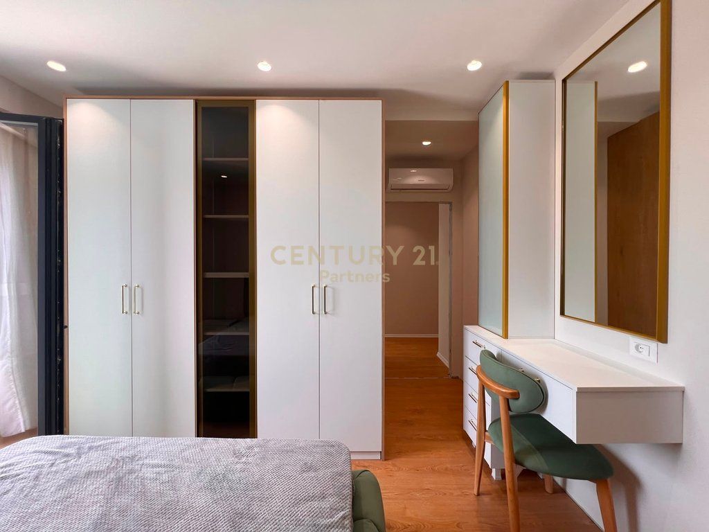 Modern 2+1+2 apartment with veranda for rent in Don Bosko