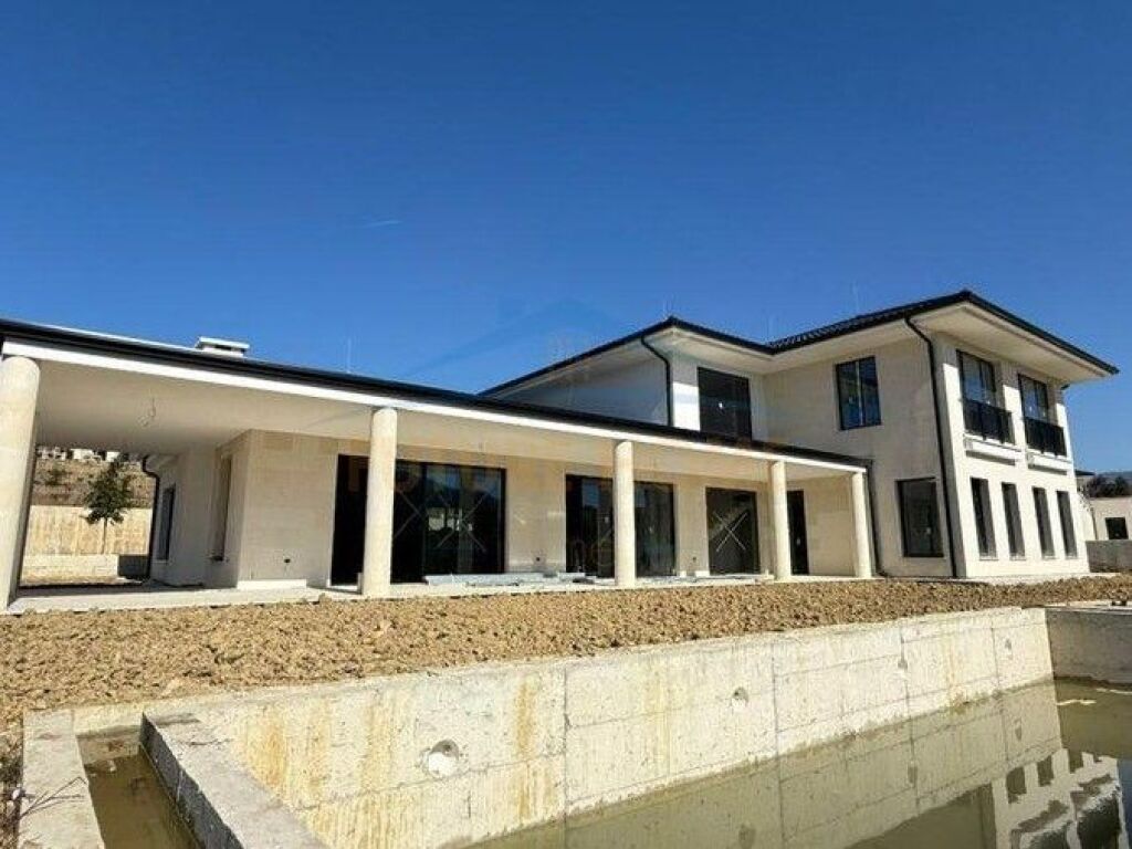 🏡 SHITET VILË LUKSOZE – VALLËS VIRIDI RESIDENCE, TEG