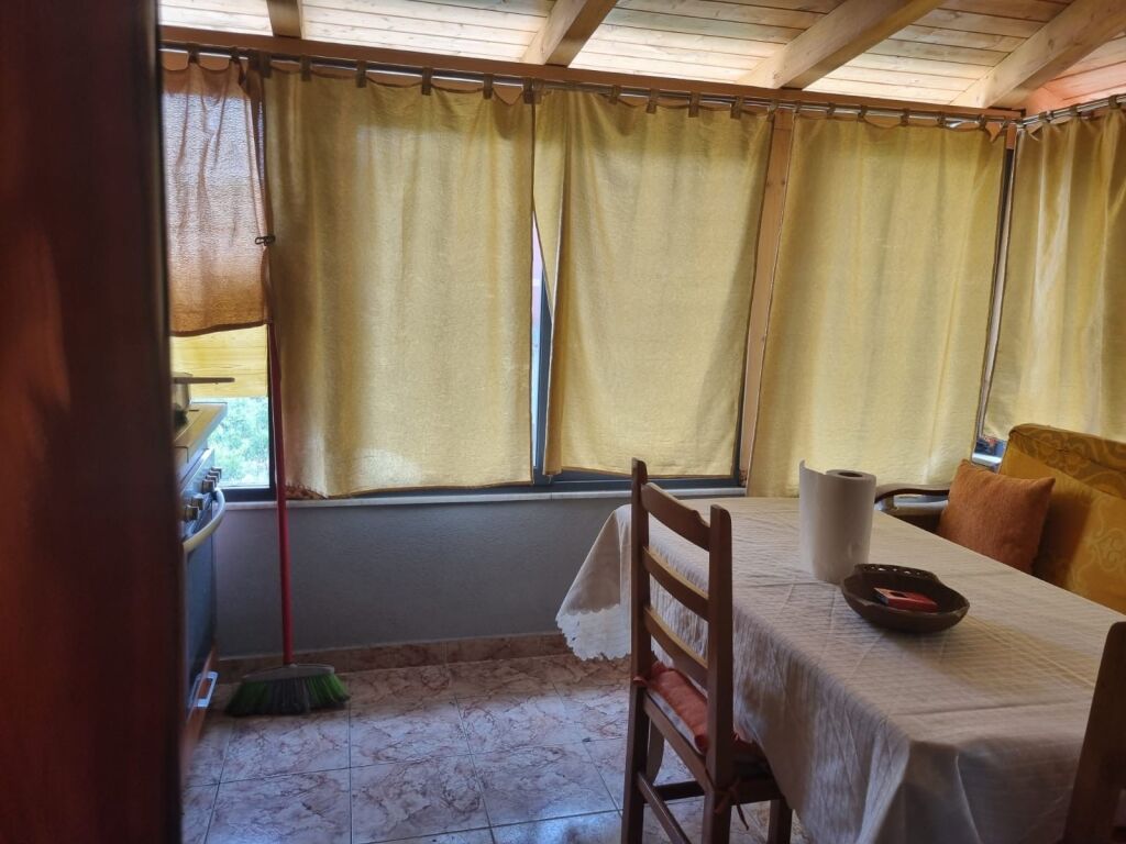 Affittasi Appartamento 1+1+1 con Balcone