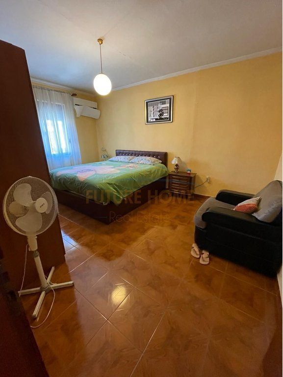 Qera, Apartament 2+1, Ish Parku i Autobuzave , Tirane.