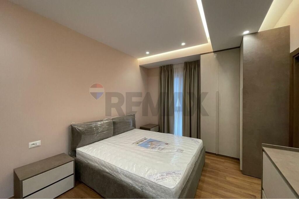 Apartament 2+1 per qira tek Farmacia 10!