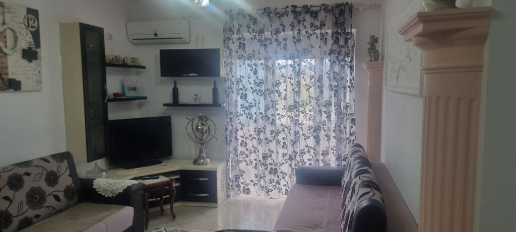 Jepet apartament 2+1 me qera