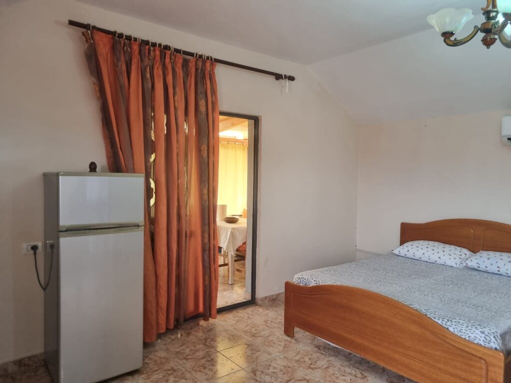 Affittasi Appartamento 1+1+1 con Balcone
