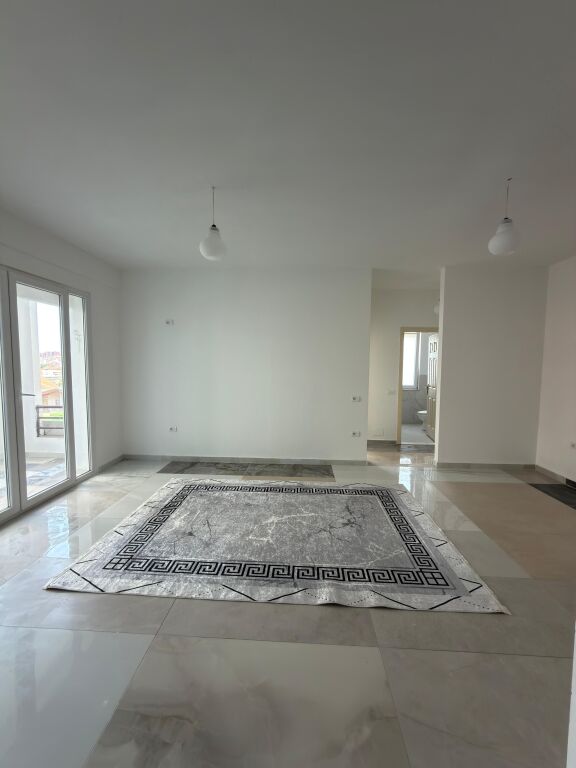 Shitet apartament 2+1+2 për vetëm 128 milionë lekë