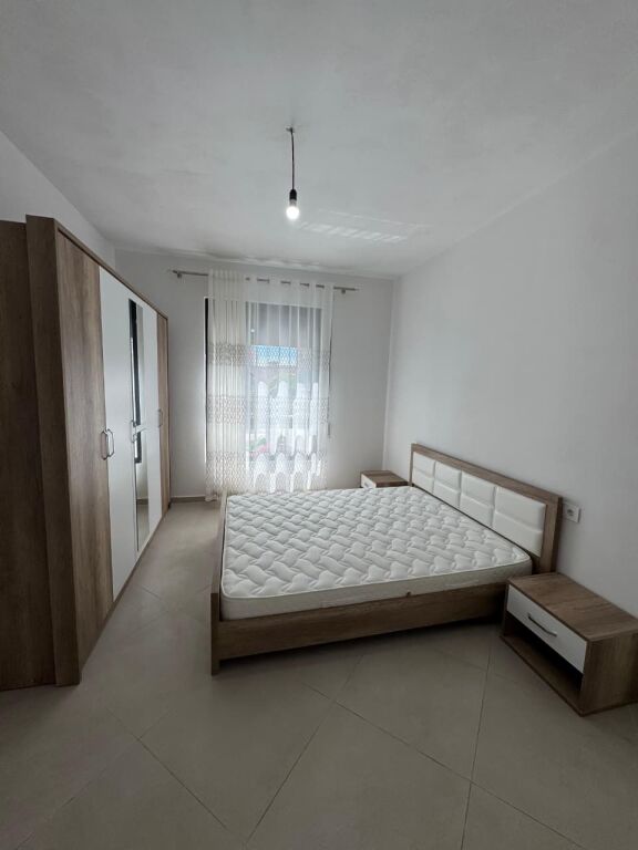 Rent | Apartament 2 + 1 | Rruga 5 Maji | 600 €/month