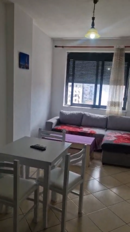 Appartamento 1+1 in affitto ad Astir !
