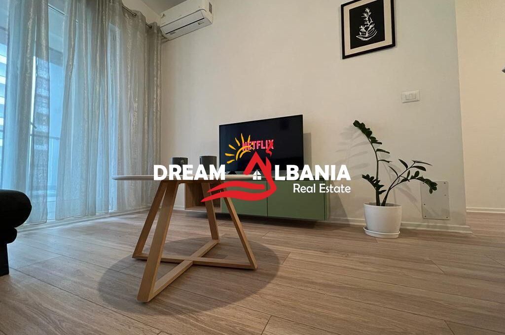 Super Apartment 1+1 for Rent at 21 Dhjetori, At the Complex Contact (ID 5211003)