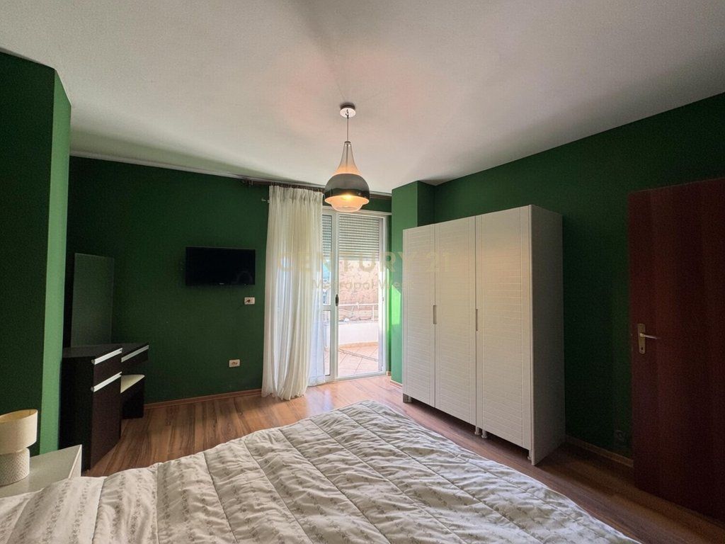 Via delle Barricate, appartamento 2+1+2 in affitto WEST142991