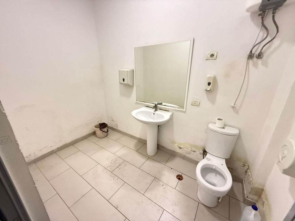 Shop for Rent at the Commune of Paris (ID BD21911) Tirana