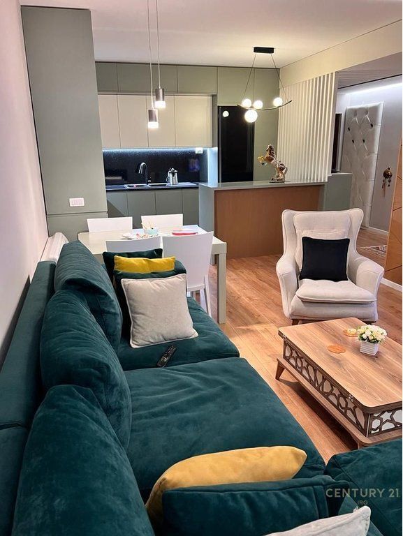 Appartamento 2+1+2 in Affitto – Complesso Star
