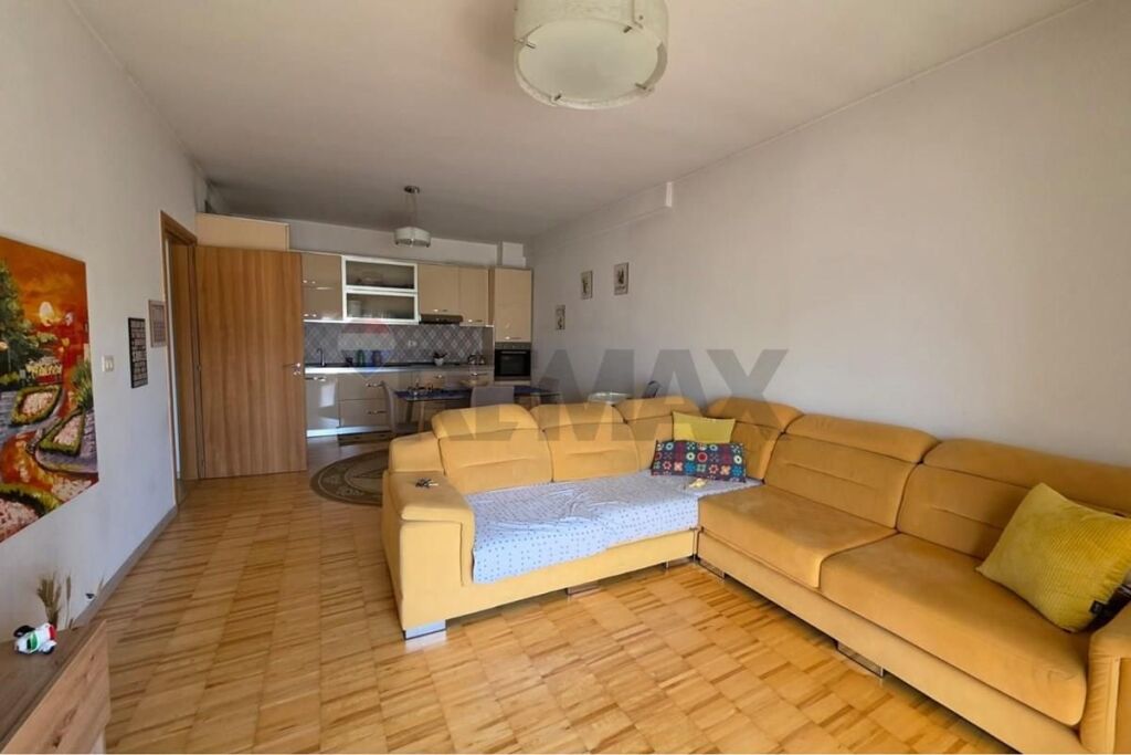 Apartament 2+1 per shitje ne Astir