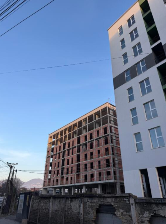 Apartment for sale 2+1 in Tirana Entry 2