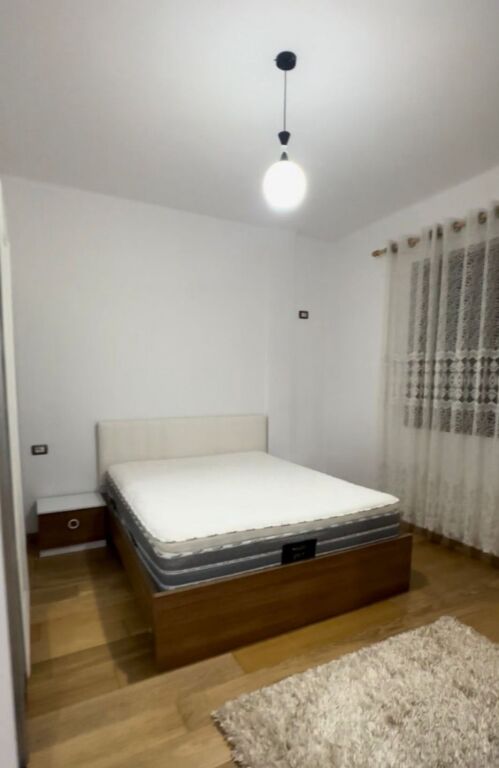 For rent entrance 1+1 in Sauk  Area: 85m2 Floor: 1 (private villa) Fully furnished, has air conditioning   Location: Sauk, Daxhit Street Price: 30,000 Leke/Month