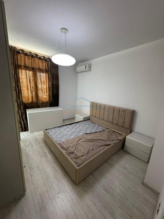 Qera, Apartament 2+1, Bulevardi Zogu I, Tirane.