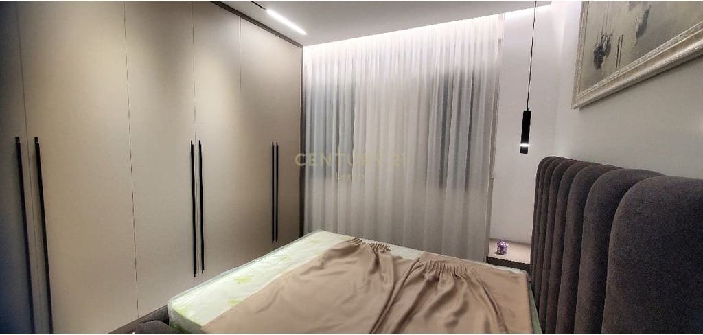 For rent 1+1 at Oazis Residence